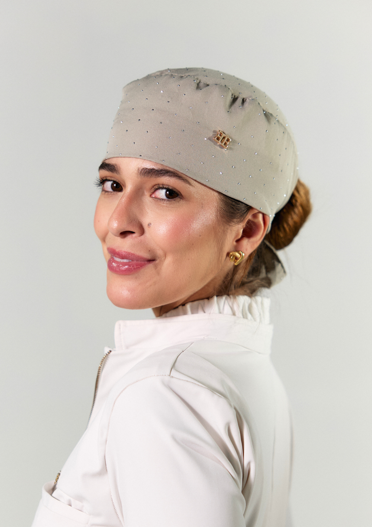 NEW - Gorro Star 2.0 Areia Forrado em Cetim