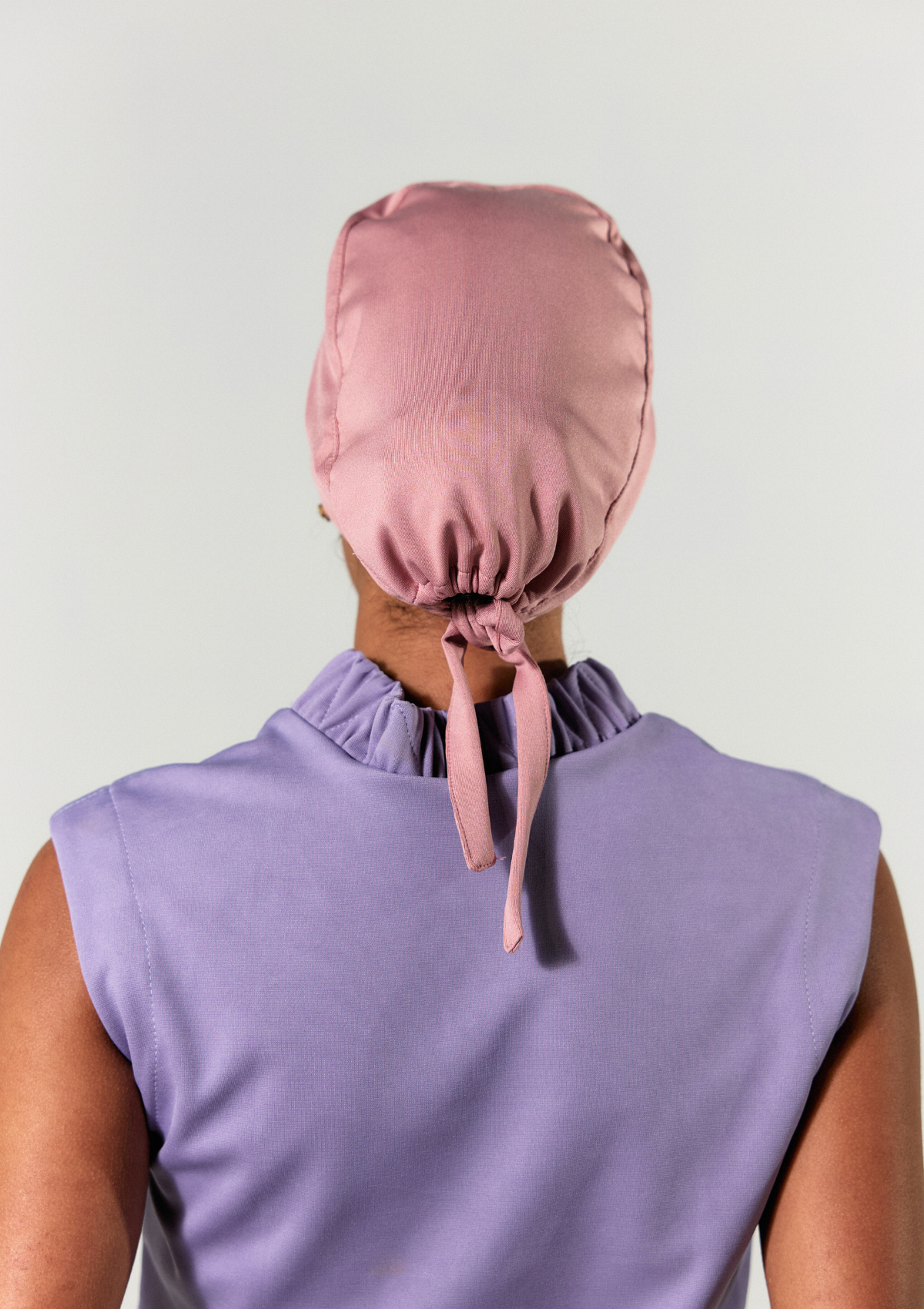 NEW - Gorro Cirúrgico Rosê Forrado em Cetim