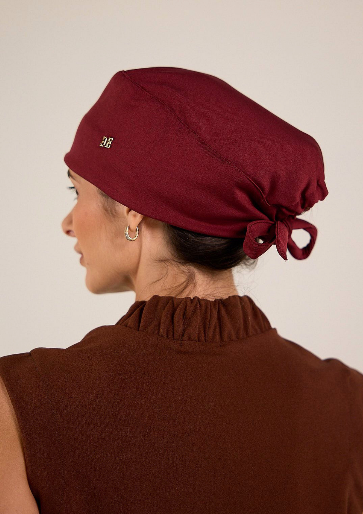 Gorro Cirúrgico Vinho Forrado em Cetim