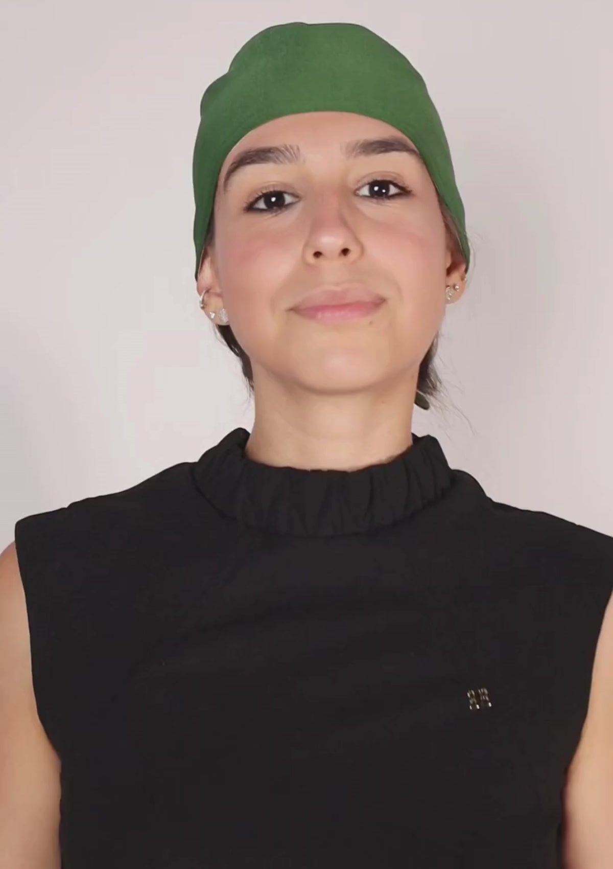 Carregar vídeo: Touca Malha Verde